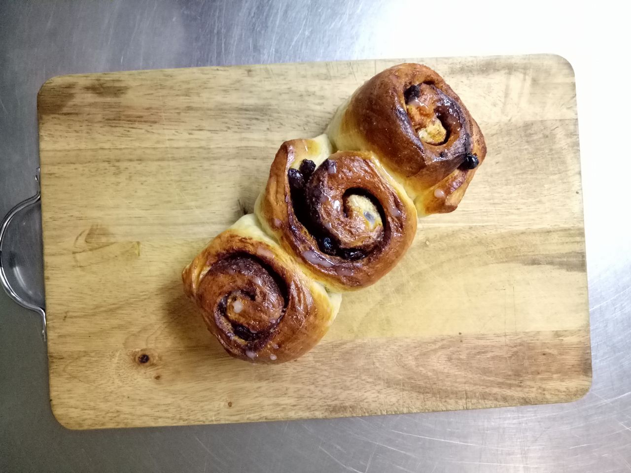 56711218_343256919707852_4059508543064113152_n